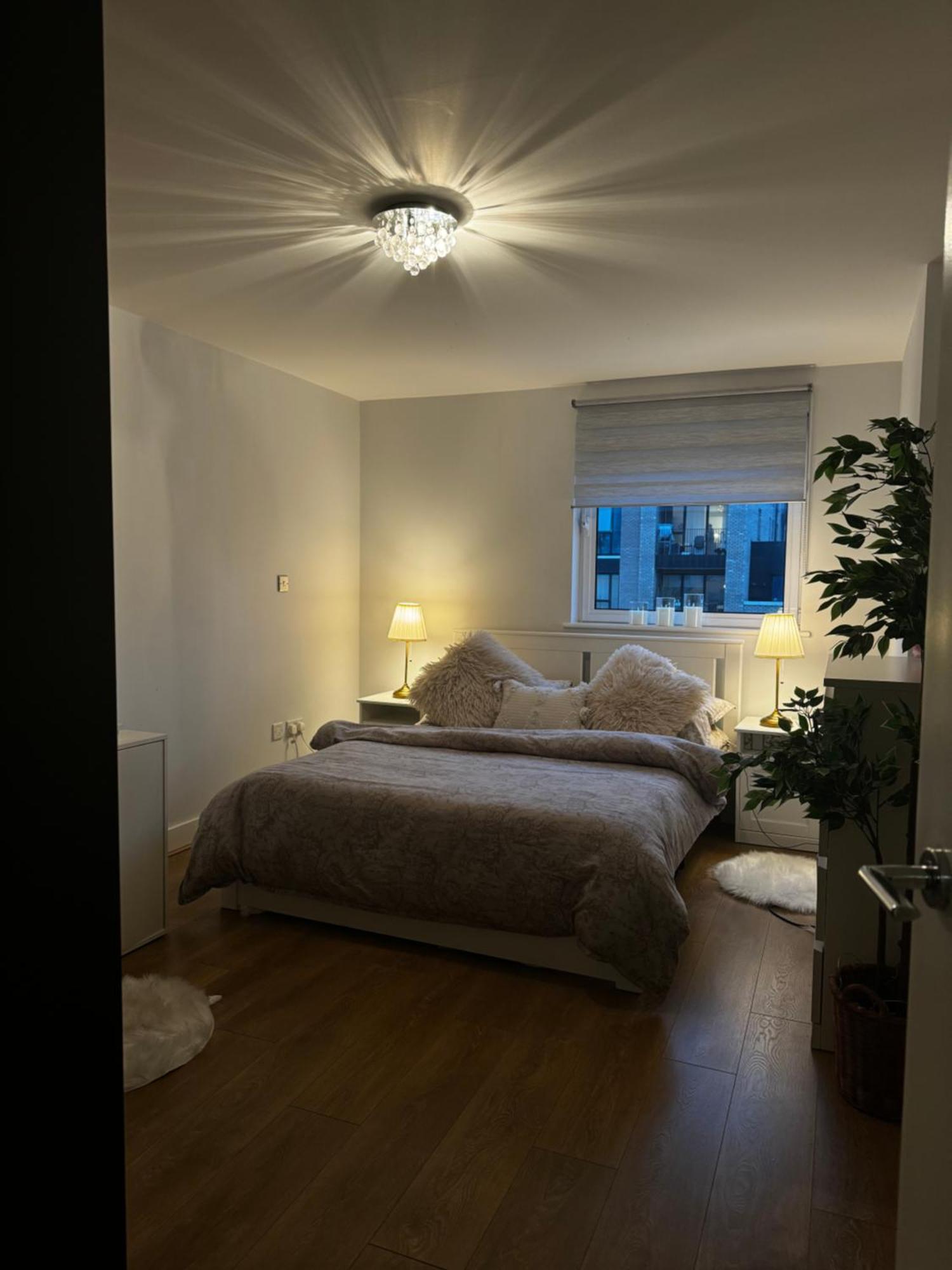 Apartment Entire Luxurious River Side 1 Bedroom Flat East Excel Airport *
